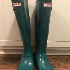 🎉SALE! 🎉 Make an offer! Green Hunter Rain Boots